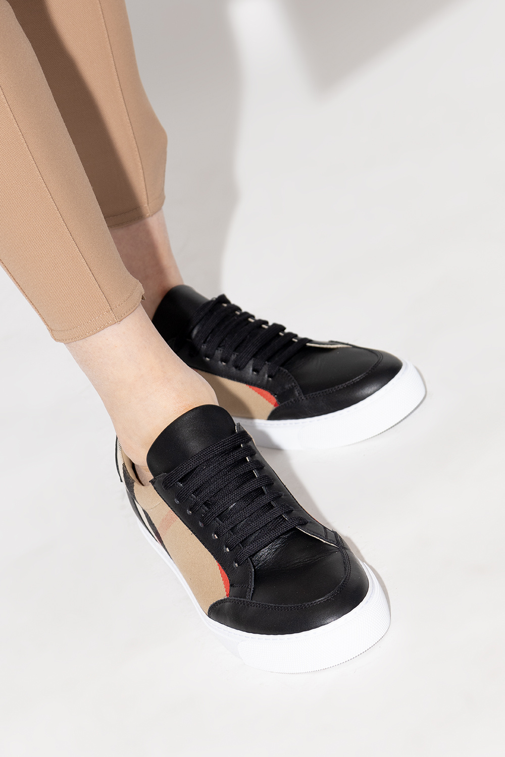 Burberry sneakers hot sale salmond